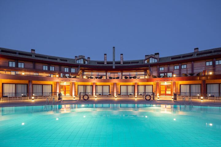 Pool 22 of 49