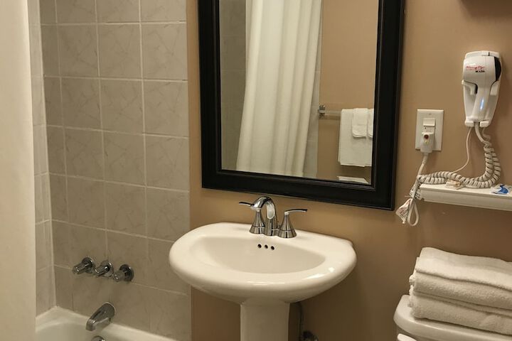 Bathroom amenities
