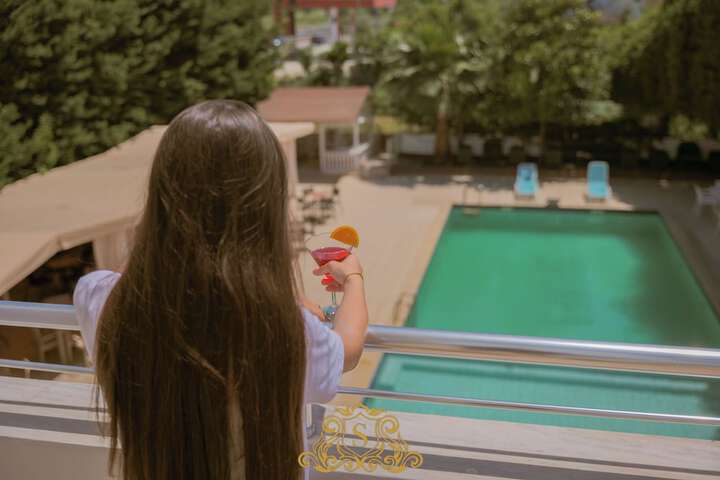 Pool 71 of 129