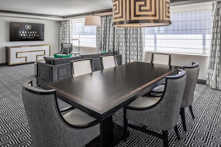 Room 45 of 197