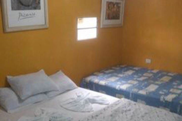 Room 12 of 30