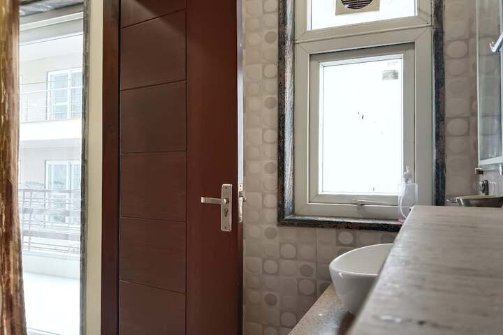 Room 31 of 44