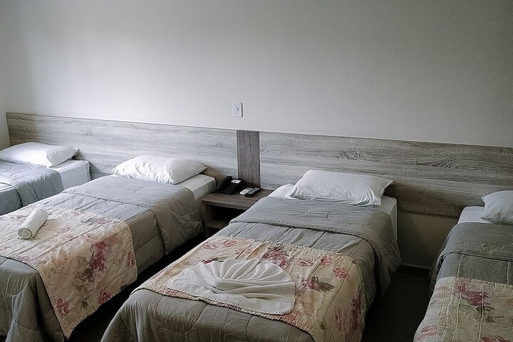 Room 18 of 63