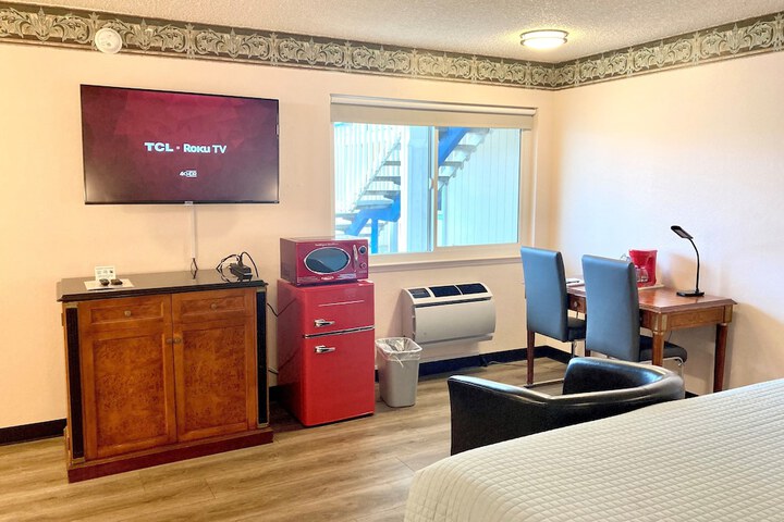 Room 11 of 135