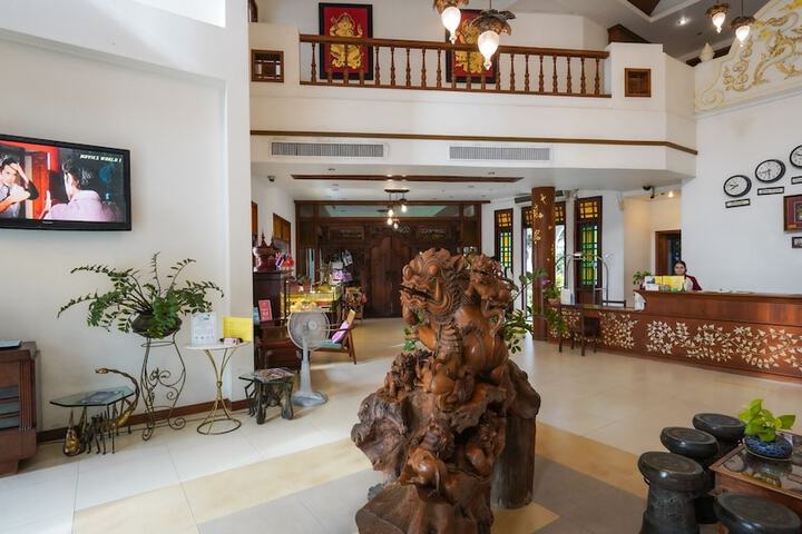 Lobby Photo