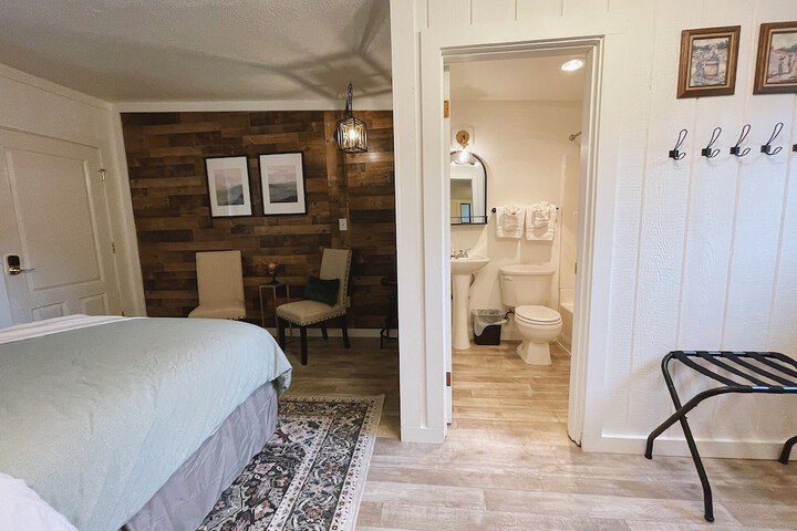 Room 16 of 70