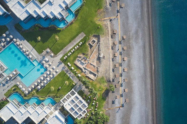 Hotel 210 of 225