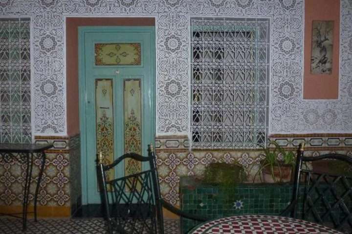 Room 9 of 13