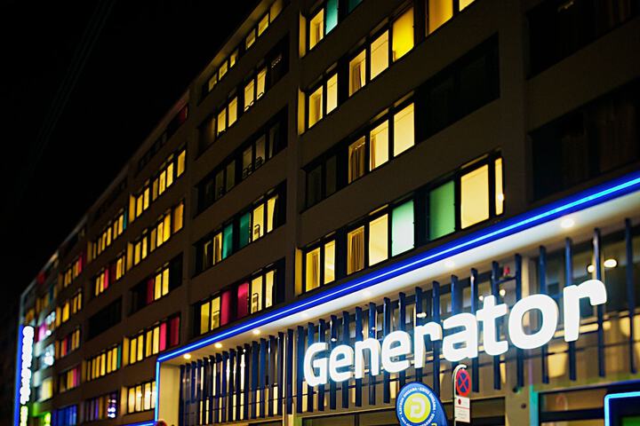 General 52 of 56