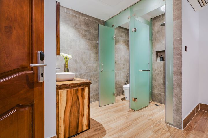 Bath Interior