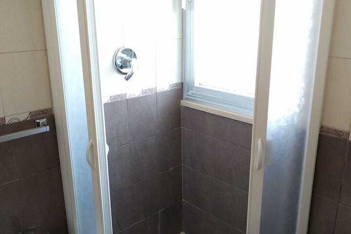 Room 14 of 20