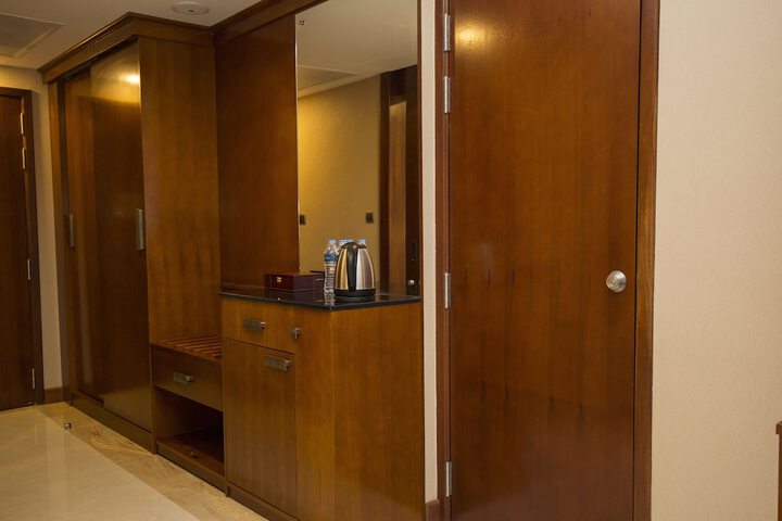 Room 49 of 89
