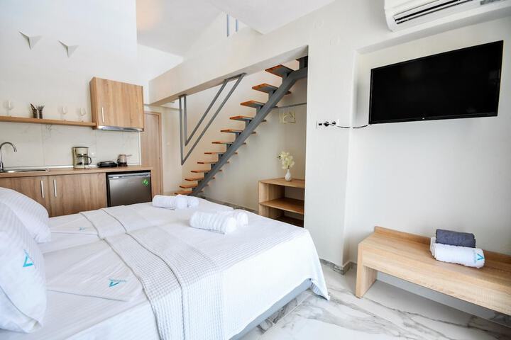 Room 27 of 52