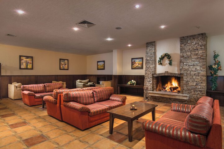 Hotel Interior 4 of 20