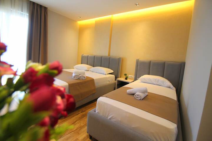 Room 15 of 52