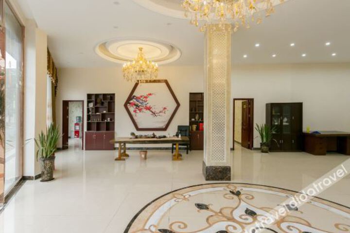 Hotel Interior 8 of 15