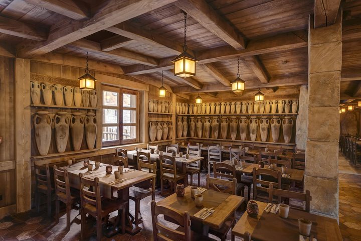 Dining 13 of 44