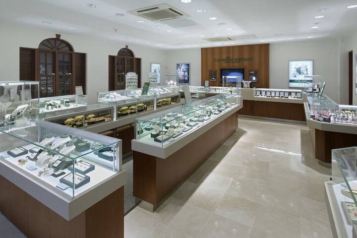 Gift Shop 86 of 104