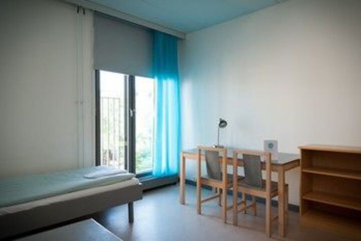 Room 48 of 95