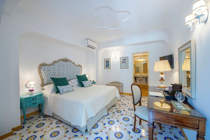 Room 81 of 260