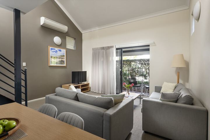Room 15 of 28