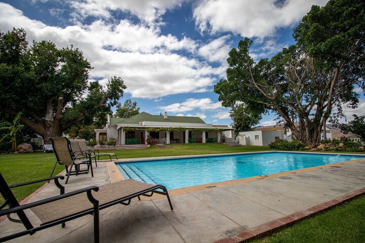 Pool 48 of 64