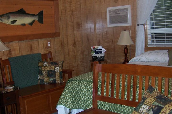 Room 12 of 34
