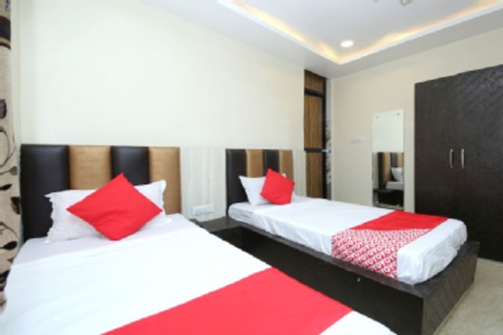 Room 190 of 407
