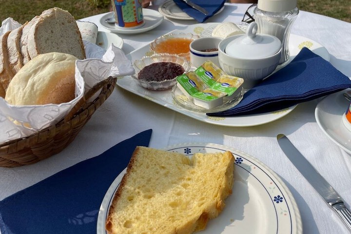 Breakfast/Coffee Service 33 of 41