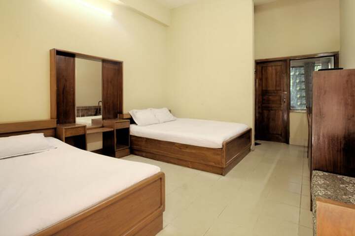 Room 20 of 29