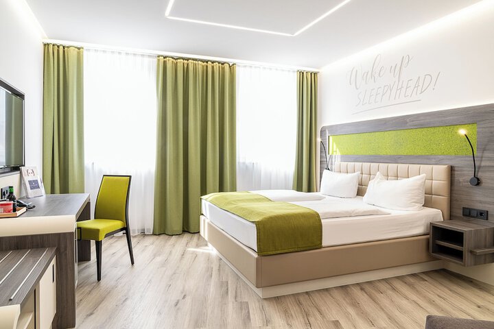 Exterior of CHRIZZ Rooms