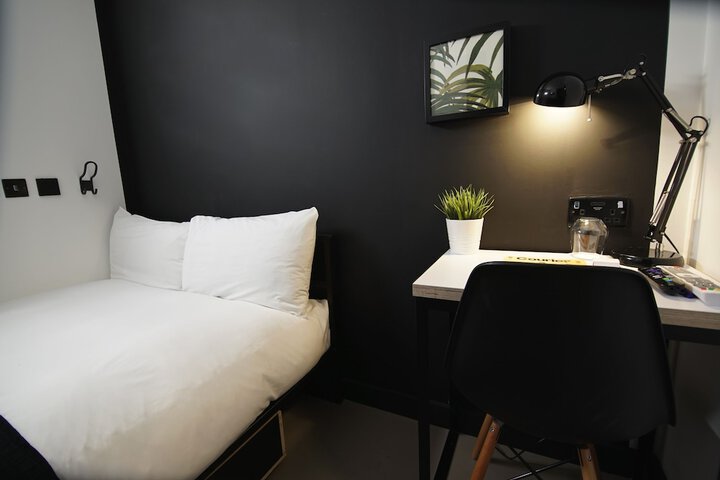 Room 44 of 71