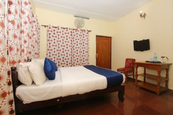 Room 11 of 23