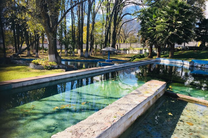 Pool 106 of 172
