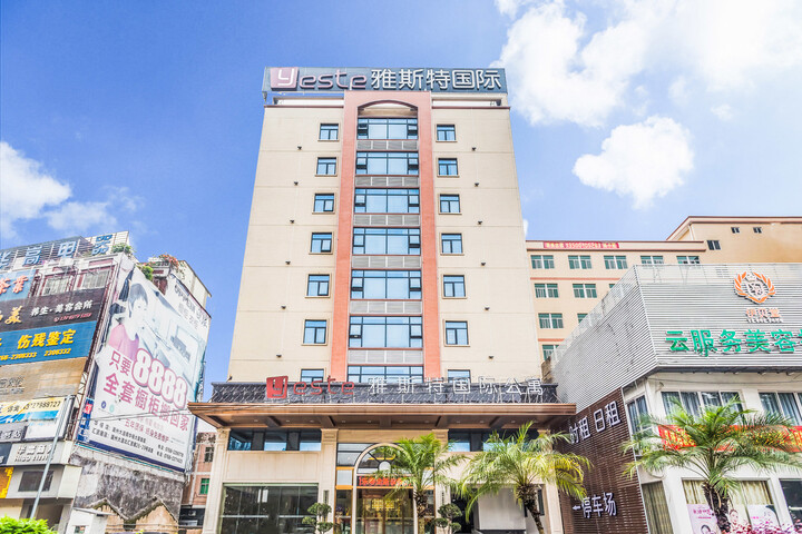 Hotel 15 of 32