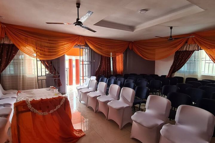 Business Center 9 of 10