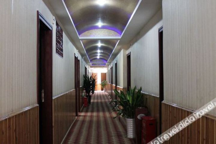 Hotel Interior 11 of 33
