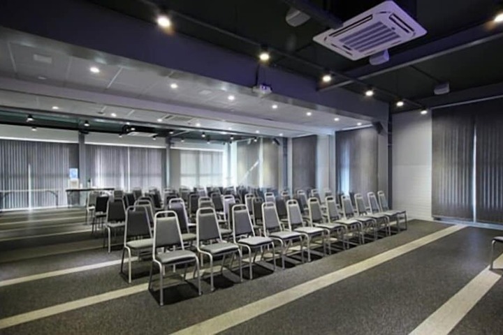 Business Center 50 of 55