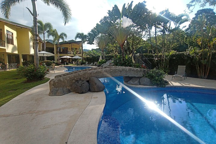 Pool 17 of 39