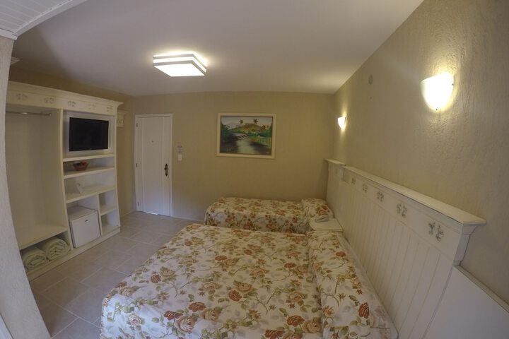Room 5 of 47