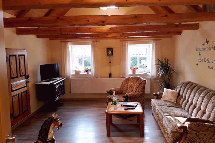 Room 10 of 47