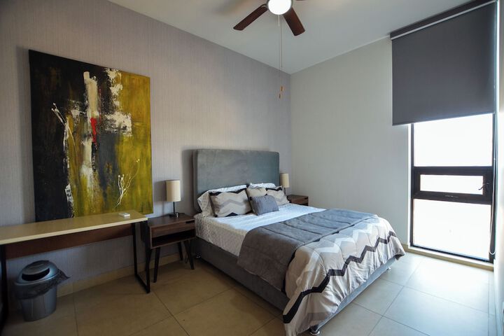 Room 25 of 126