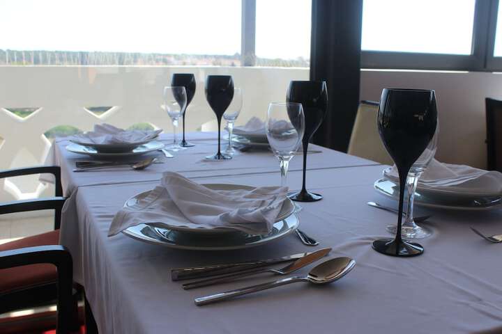 Dining 36 of 129