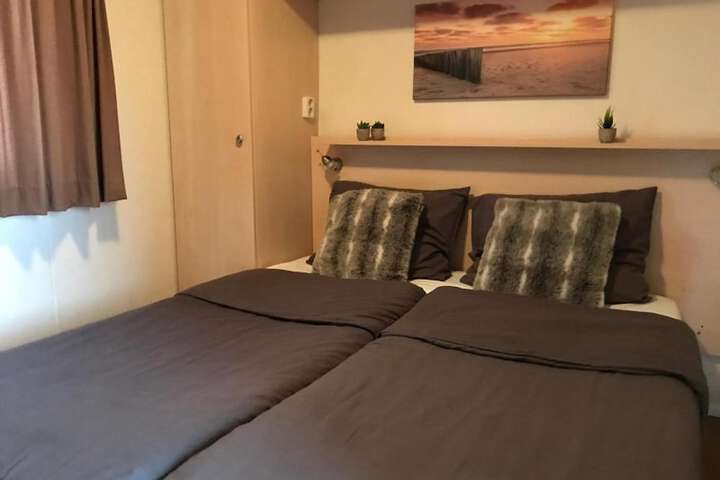 Room 13 of 154