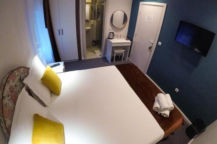 Room 30 of 110