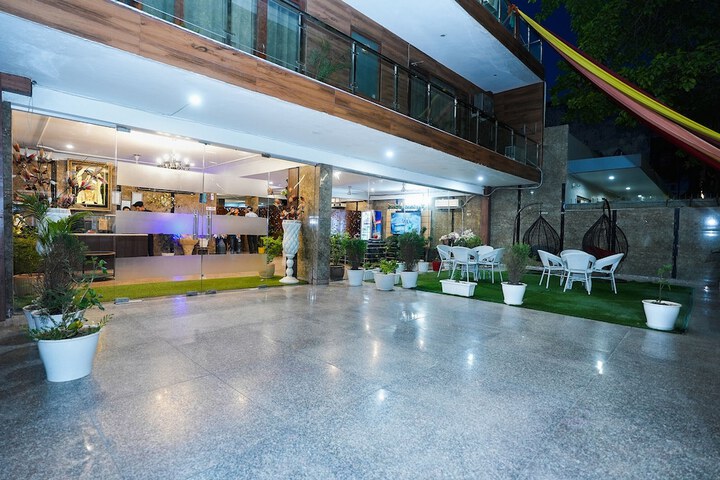 Hotel 37 of 41