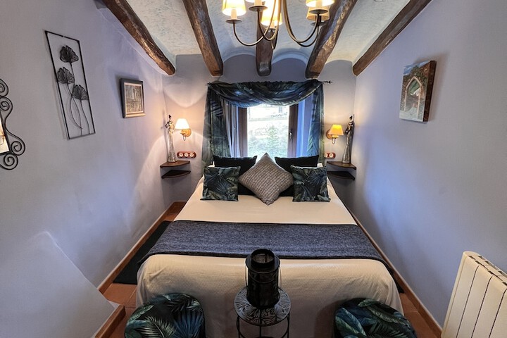 Room 30 of 183
