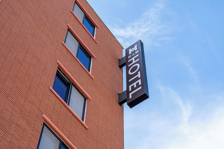 Hotel 26 of 27