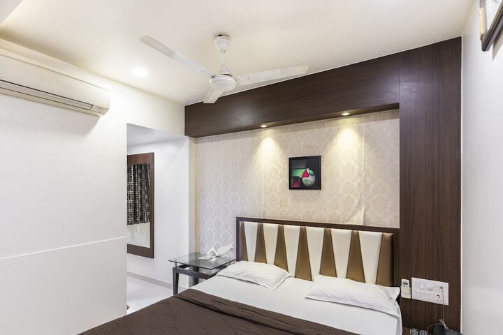 Room 17 of 52