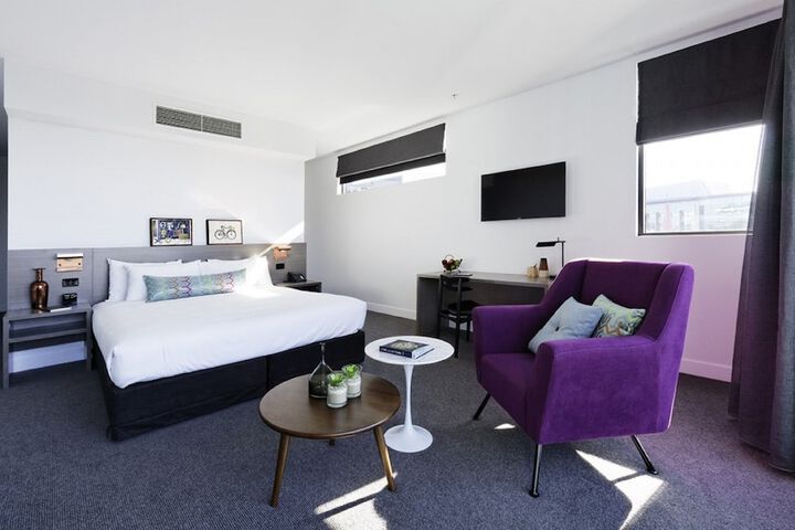 Room 4 of 26